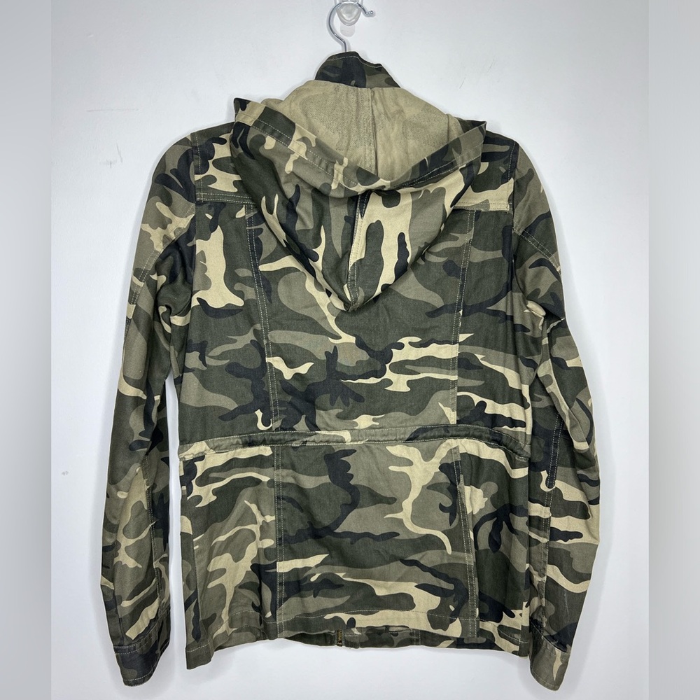 WINDSOR Camo zip up utility/military/cargo style jacket. Detachable hood. Med. - Picture 7 of 7